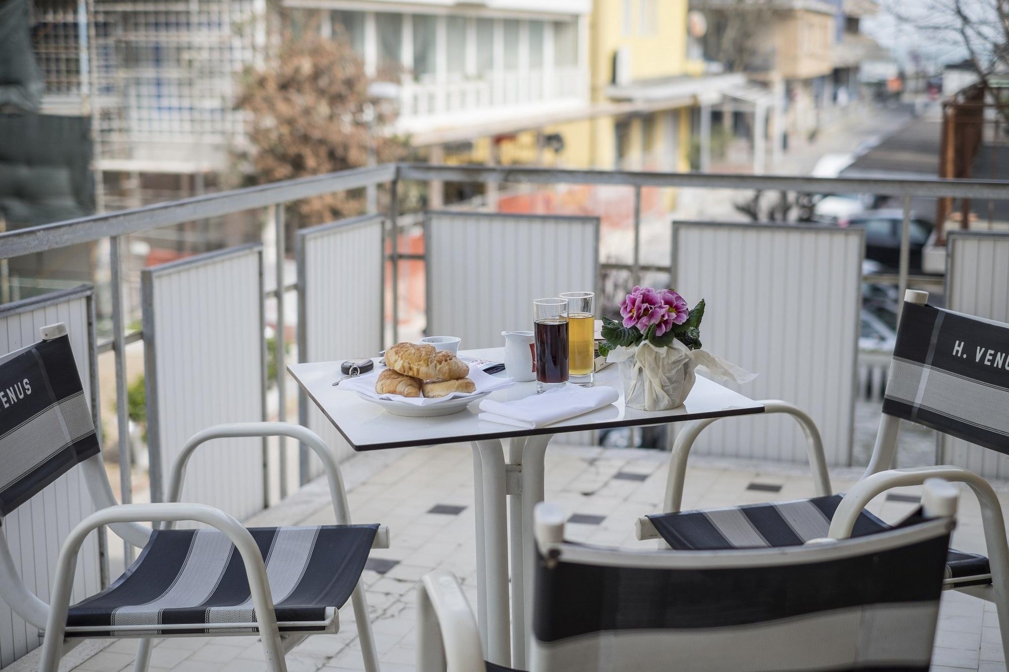 Hotel Venus 벨레지아아지마리나 외부 사진