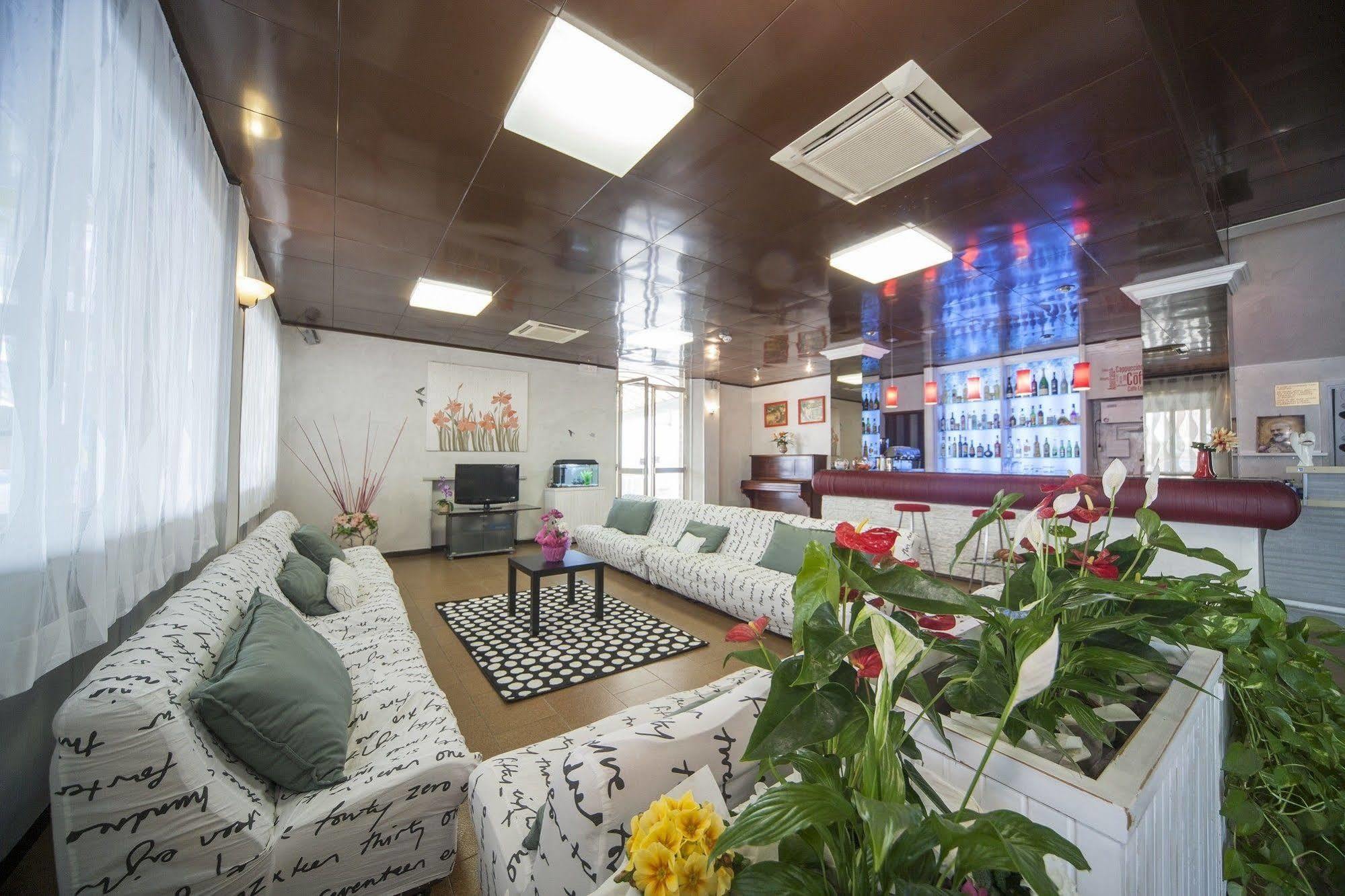 Hotel Venus 벨레지아아지마리나 외부 사진